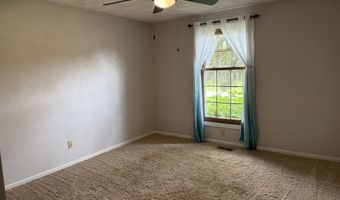 4710 Summer Dr, Anderson, IN 46012
