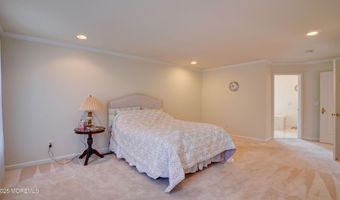 88 Vanderveer Dr, Basking Ridge, NJ 07920