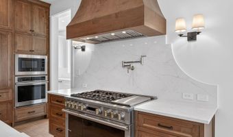 255 CLAYWELL Dr, Alamo Heights, TX 78209