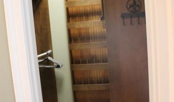 120 Cotton St, Belle Chasse, LA 70037