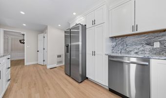 90 Battle St, Bristol, CT 06010