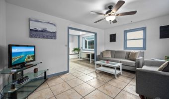 1527 N Harrison St, Algonquin, IL 60102