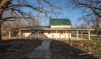 13 W Dade 22, Arcola, MO 65603