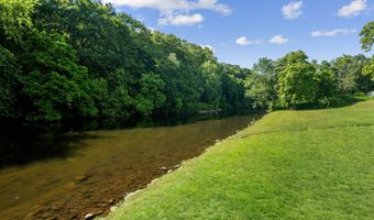 6 Susan St, Beacon Falls, CT 06403