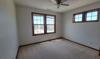 2512 Eaton Ave, Ames, IA 50010