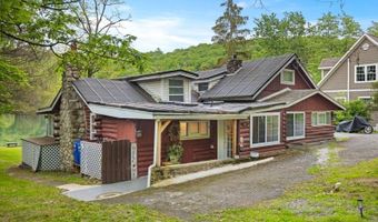 88 Lakeside Dr, Alloway, NJ 07461