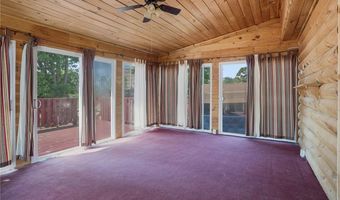 17 Padelford Ave, East Providence, RI 02915