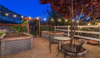 33660 White Feather Rd, Acton, CA 93510