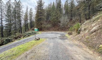 719 Viewpoint Rd, Ahsahka, ID 83520