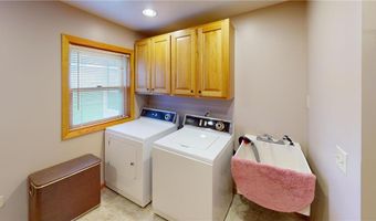 1314 Dunham St, Albert Lea, MN 56007