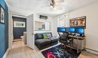 4 Park Heights Ave, Andover, NJ 07801