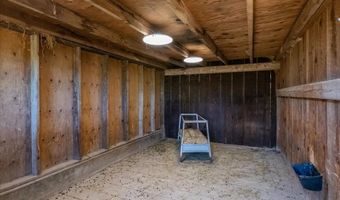 11255 KROENIG Rd, Amity, OR 97101