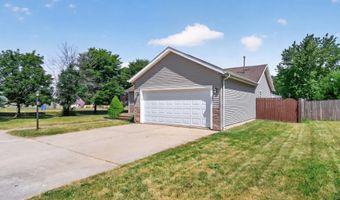 1990 Oak Leaf Dr, Adrian, MI 49221