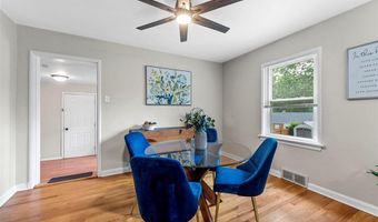 7220 Mackenzie Rd, Affton, MO 63123
