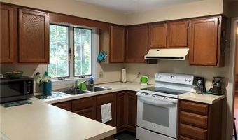 2 Marywood Ln, Cumberland, RI 02864