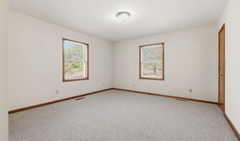 1441 E ST RT 80, Arlington, KY 42041