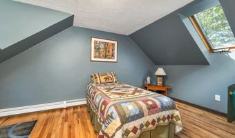 212 Wentworth Rd, Brookfield, NH 03872