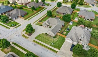 2506 SW Glenn Ridge Rd, Bentonville, AR 72713