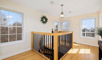 14 Hulls Ct, Jamestown, RI 02835