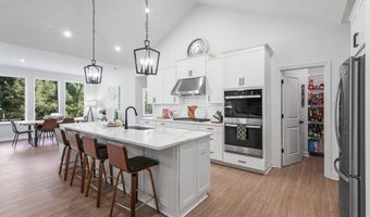 1812 Water Oak Way, Avon, IN 46123