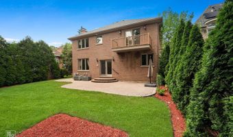 1017 E Red Oak St, Addison, IL 60101