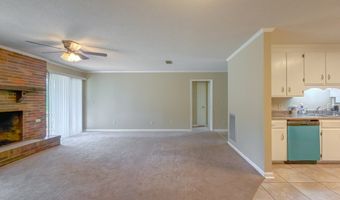 1102 Douglas Dr, Bainbridge, GA 39819