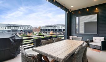 20379 CODMAN Dr, Ashburn, VA 20147