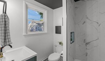 1 Cray St, Cumberland, RI 02864