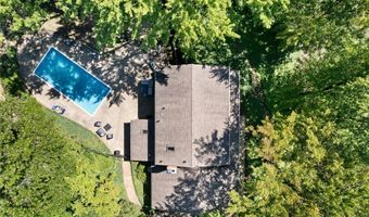 925 Sandin Rd, Akron, OH 44333