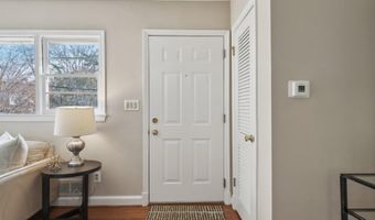 2924 S GRANT St, Arlington, VA 22202