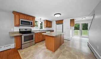 251 Stevens St, Bristol, CT 06010