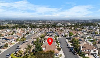 2 Chestnut Dr, Aliso Viejo, CA 92656