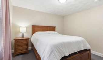 127 Sun Valley Dr, Cumberland, RI 02864