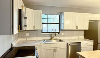 8535 Kenasaw Ct, Indianapolis, IN 46217