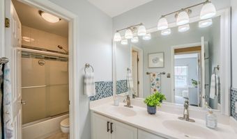 44120 MERRYWOOD Ct, Ashburn, VA 20147