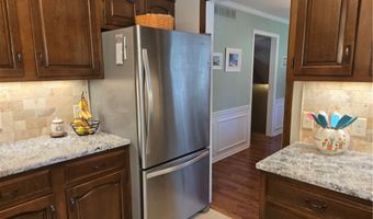 4631 Diane Dr, Ashtabula, OH 44004