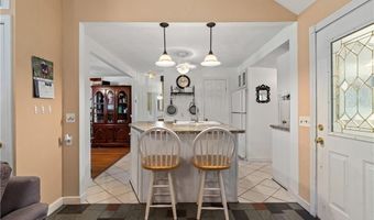 101 Hopkins Ave, Johnston, RI 02919