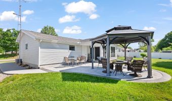 1462 Sand Creek Hwy, Adrian, MI 49221