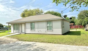 807 N AVE D, Beeville, TX 78102