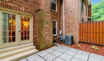 2540 S WALTER REED Dr #4, Arlington, VA 22206