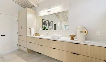 7117 Obelisco Cir, Carlsbad, CA 92009