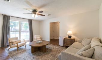 2032 Regent Dr, Abilene, TX 79605