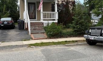 15 Villa Ave, Cranston, RI 02905