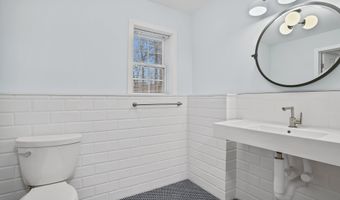 188 Falls Rd, Bethany, CT 06524