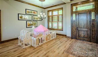 534 Farm Loop Rd, Banner Elk, NC 28604