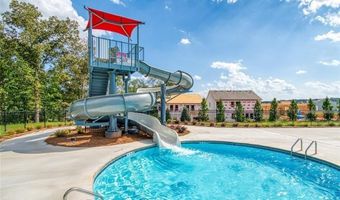 212 Station Overlook Dr, Auburn, GA 30011