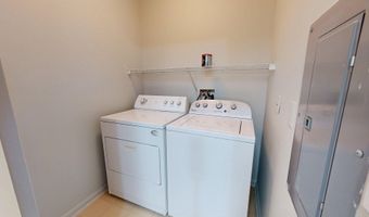 2767 S Knightsbridge Cir, Ann Arbor, MI 48105