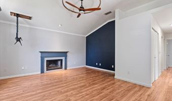 95 W 13TH St, Atlantic Beach, FL 32233