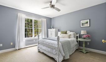 16 Cider Mill Rd, Burlington, CT 06013