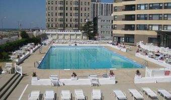 101 S Raleigh Ave, Atlantic City, NJ 08401